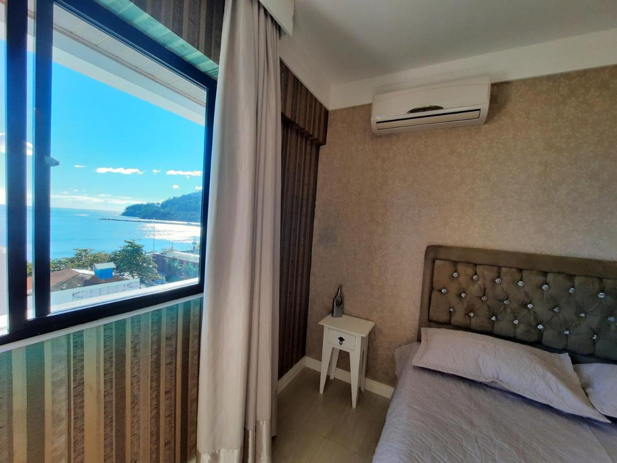 3 Suites Linda Vista Da Orla De Bc A 50M Da Praia - Somente Familiares Balneário Camboriú Exterior foto